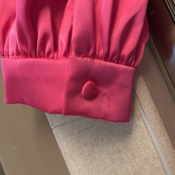 MAC DUGGAL Plunge Neck Long Sleeve Satin Jumpsuit in Fuchsia Size US 6 - Picture 5 of 6